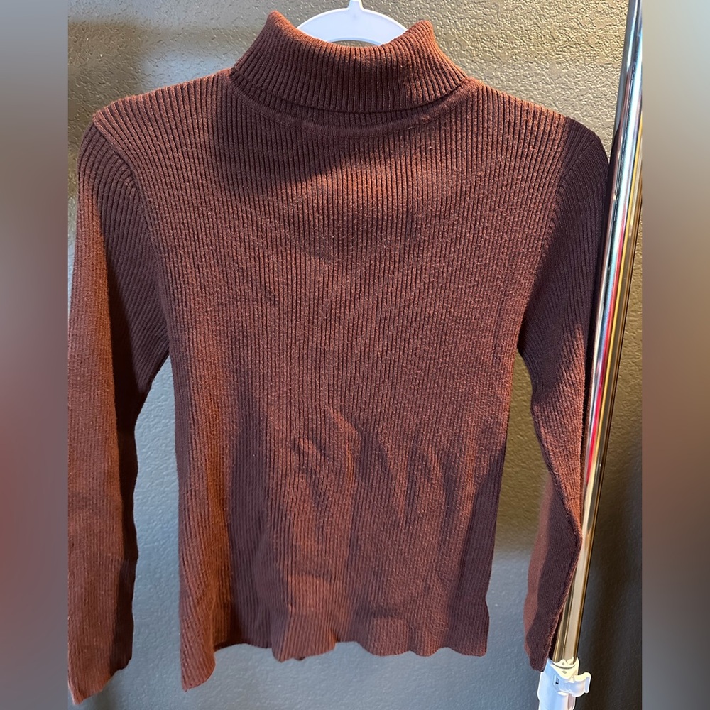 Jon & Anna Chocolate Ribbed turtleneck